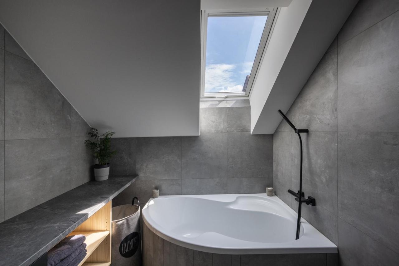 Apartment Na Lanech *