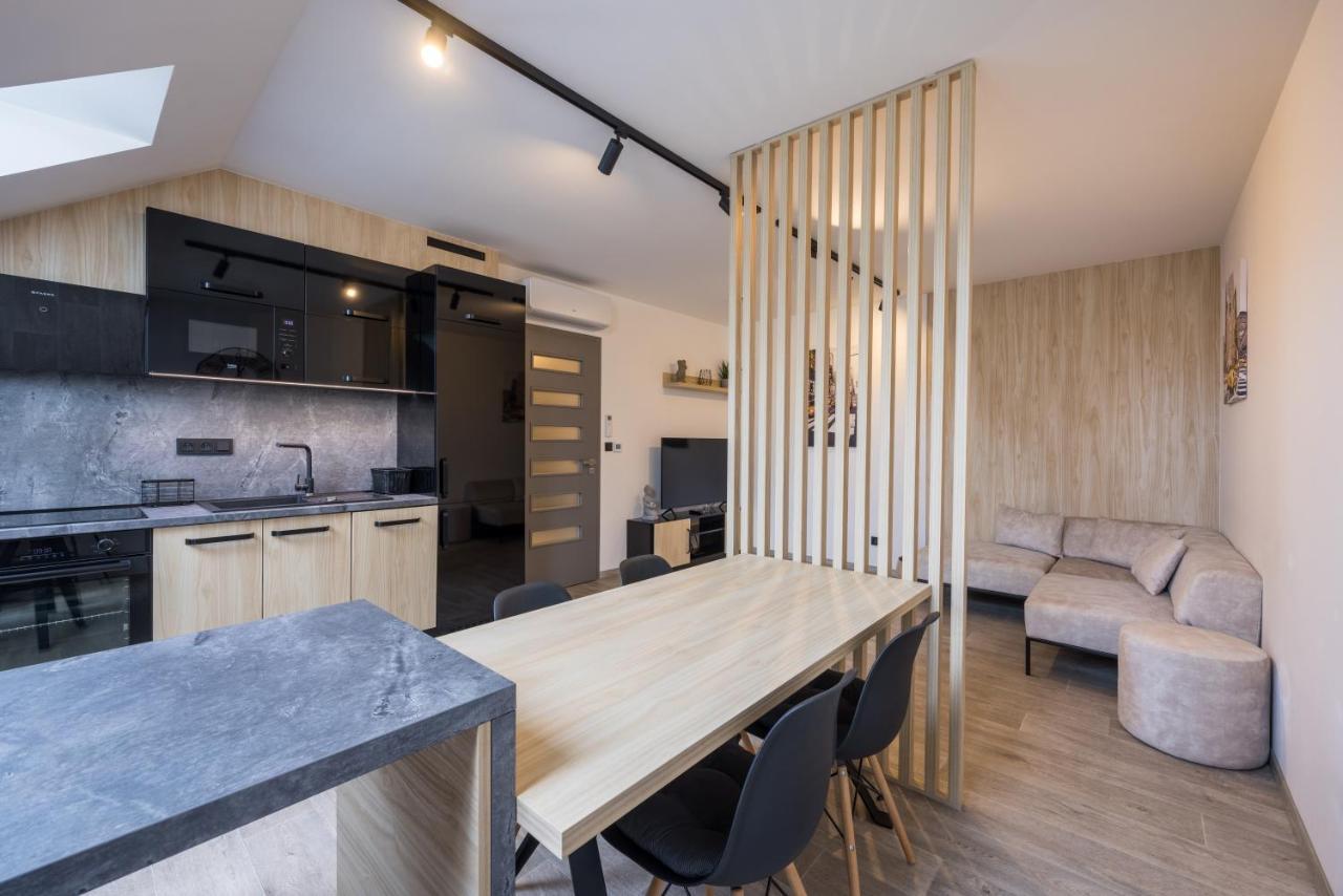 Na Lanech Apartment *
