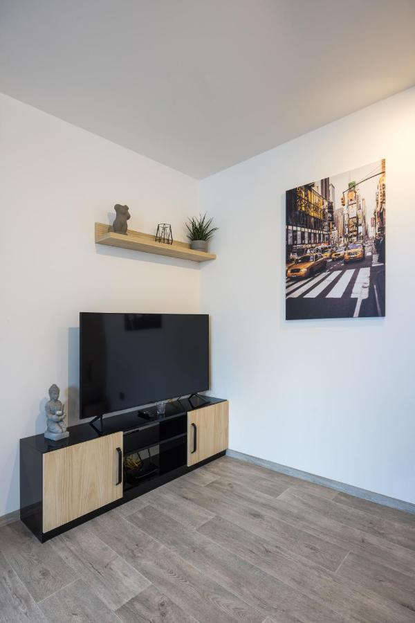 Apartment Na Lanech